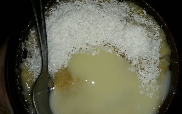 Doce de banana da terra com coco divino