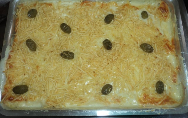 Escondidinho de frango com requeijão