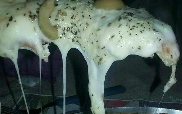 Massa para pizza de 3 ingredientes