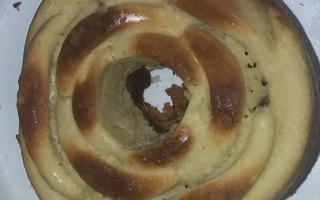 Bolo de cenoura mesclado com chocolate de liquidificador