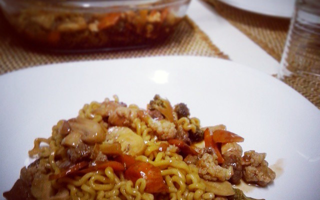 Yakisoba tradicional