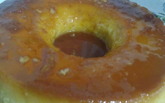 Pudim de pão e laranja