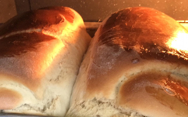 Pão caseiro simples