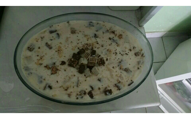 Torta de wafer coberto de chocolate e creme de limão