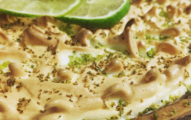 Torta de limão com suspiro