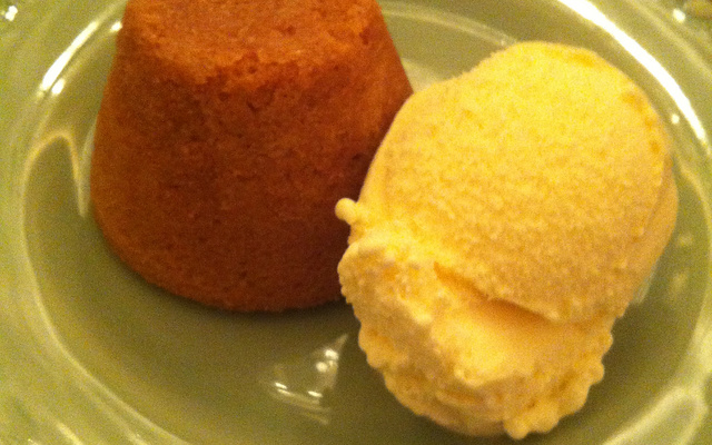 Petit gâteau de doce de leite