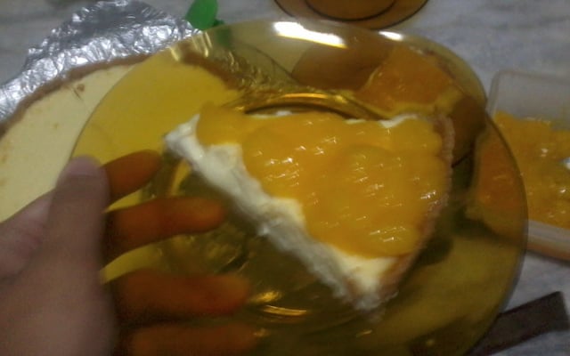 Cheesecake de maracujá e manga