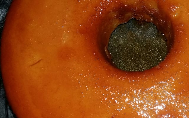 Pudim de casca de pão de forma