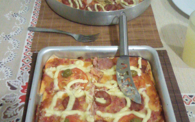 Pizza grossa italiana