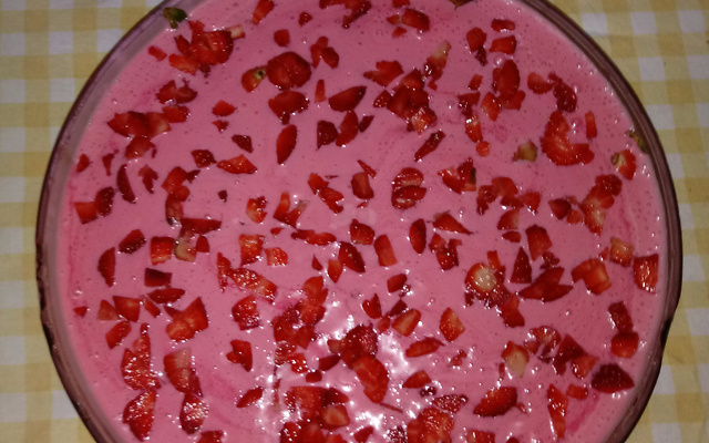 Mousse de morango fácil