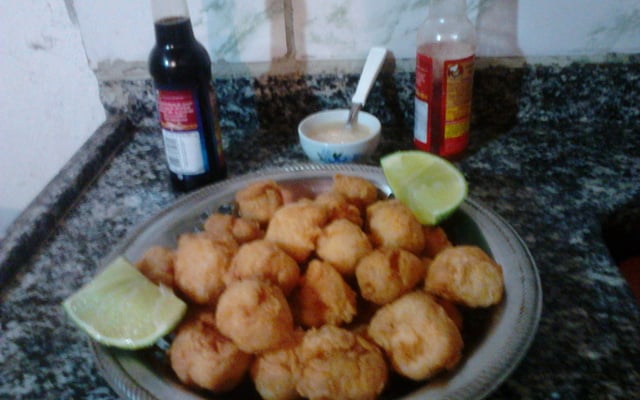 Panga empanado em cubos