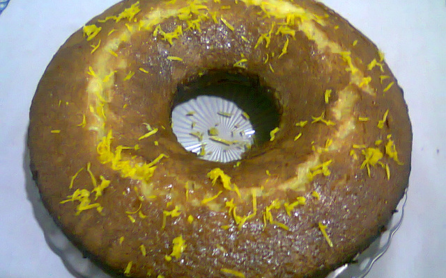 Bolo de fubá com laranja