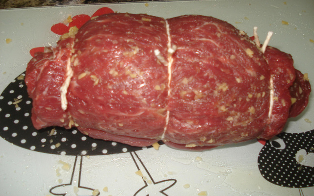 Mignon recheado com mussarela de búfala e jamon