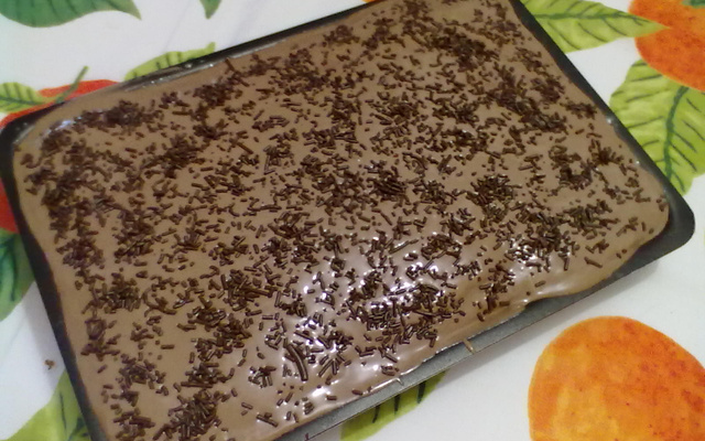 Bolo de chocolate recheado