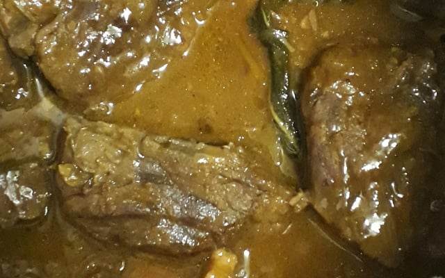 Carne no creme de cebola