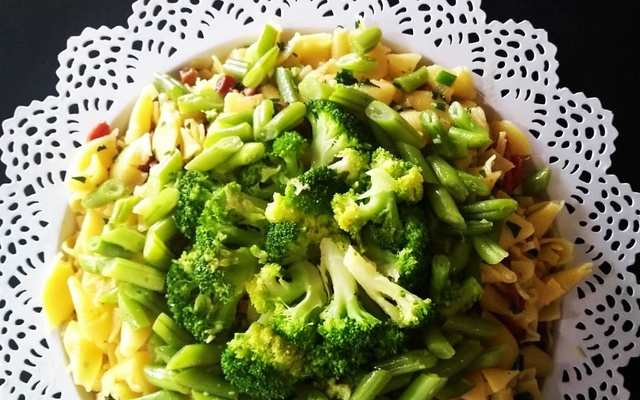 Macarrão com legumes