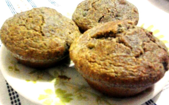 Muffins de azeitona e cebola