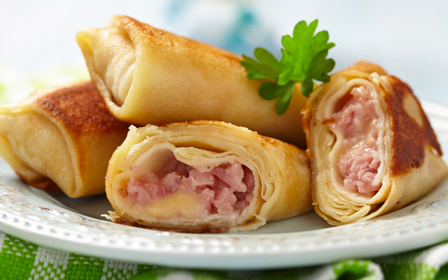 Panqueca fácil de presunto e queijo