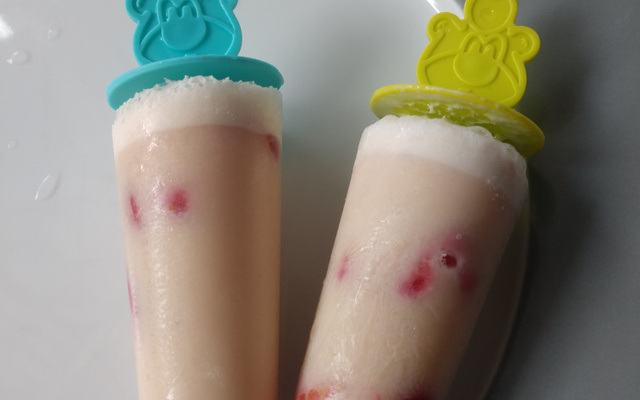 Picolé cremoso de frutas