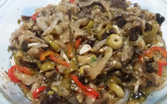 Antepasto de berinjela no microondas