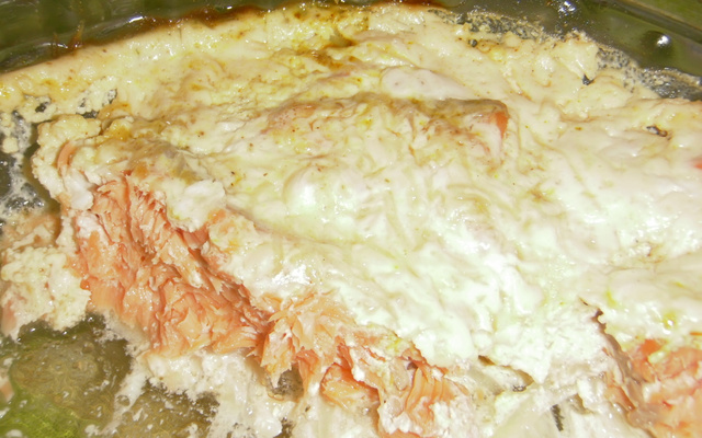 Salmão ao açafrão