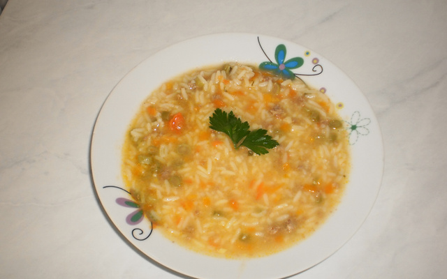 Sopa grega de arroz