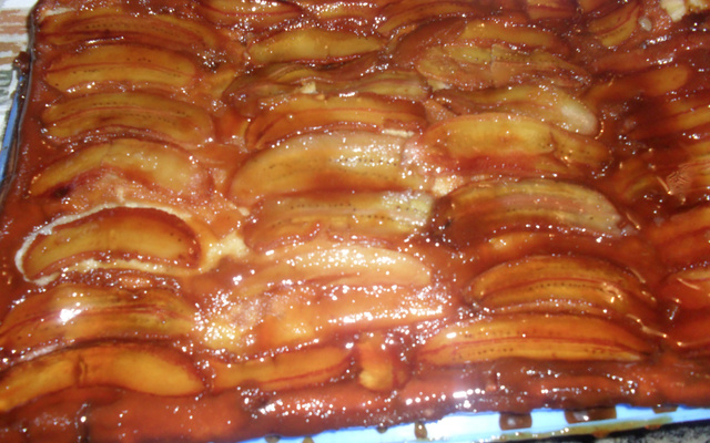 Bolo de banana caramelada