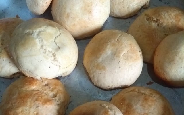Pão de minuto com leite condensado