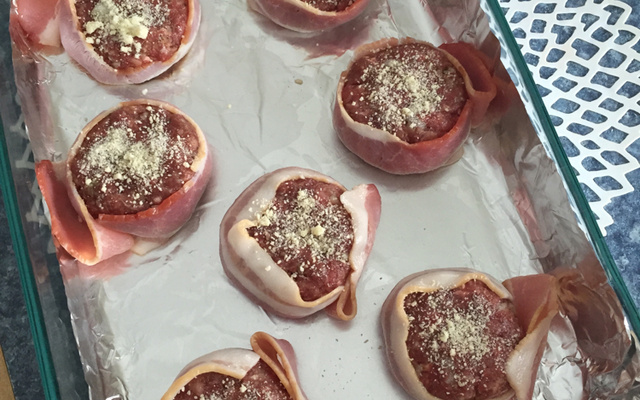 Medalhão de carne moída