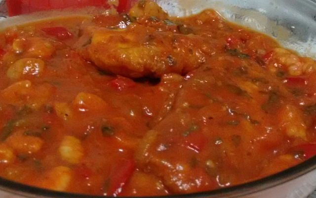 Merluza ao molho com camarão