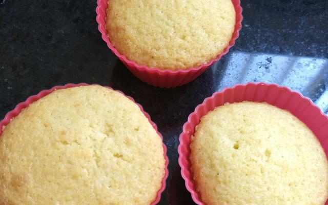 Bolo de fubá molhadinho vegano