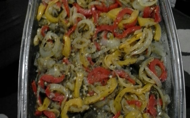 Salada de berinjela e pimentão