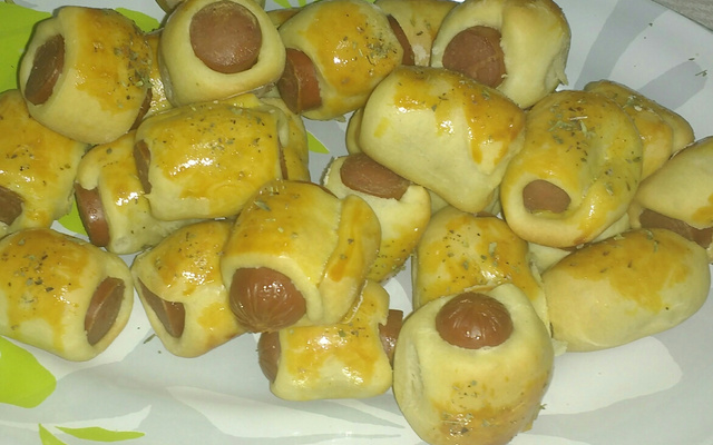 Enroladinho de salsicha