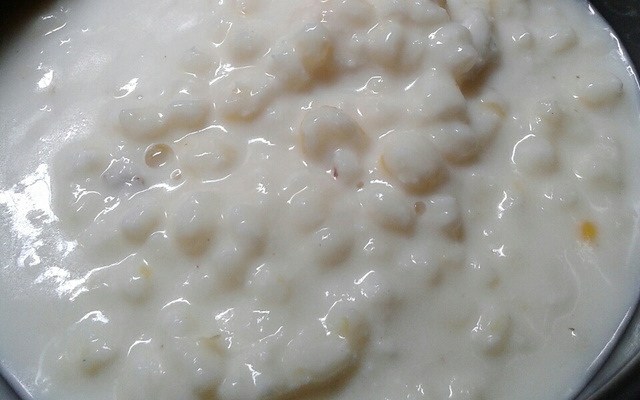 Mungunzá (mingau de milho branco para canjica)