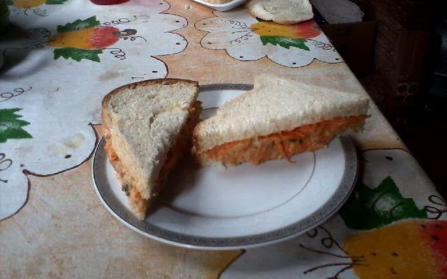 Sanduíche natural de salsicha