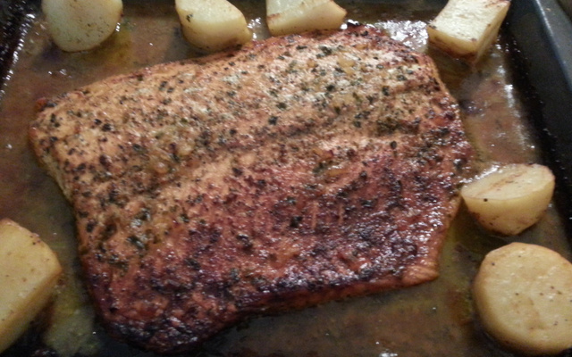 Salmão ao molho de maracujá