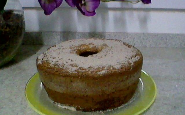 Bolo de fubá com goiabada