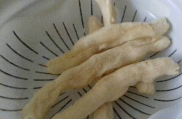 Biscoito de povilho frito