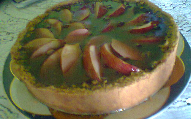 Torta com maçã com creme de uva