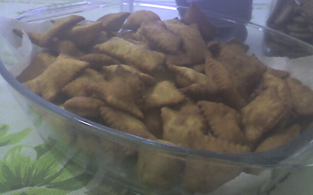 Bolinho frito econômico da tia Tati