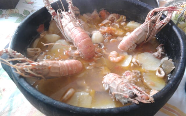 Caldeirada de frutos do mar