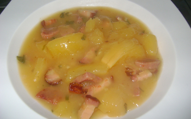 Sopa de mandioca da Dona Izaura