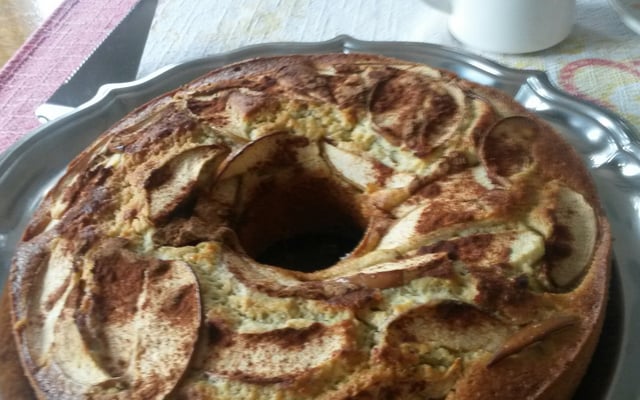 Bolo de maçã verde