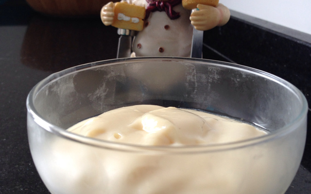 Torta mousse de limão