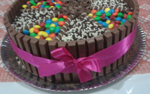 Bolo Kitkat super fácil