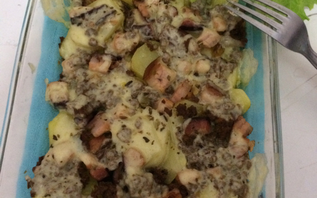 Batatas gratinadas com bacon