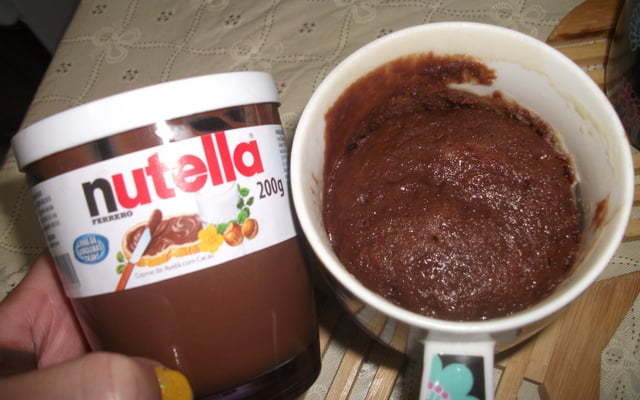 Bolo de Caneca de Nutella (Mug cake)