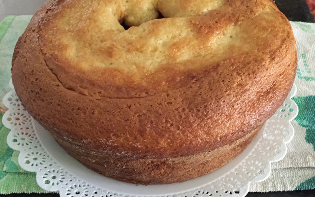 Bolo fofo de liquidificador