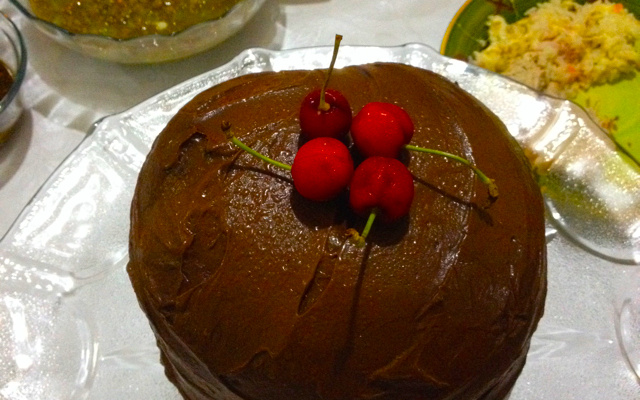 Panetone trufado de sorvete coberto e com chocolate