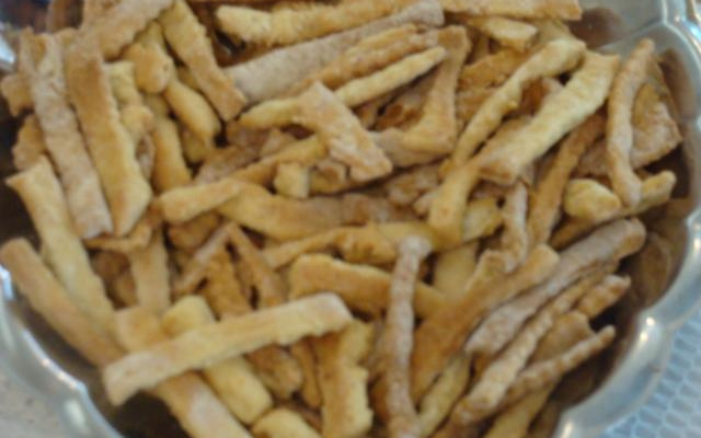 Palitos picantes de cebola